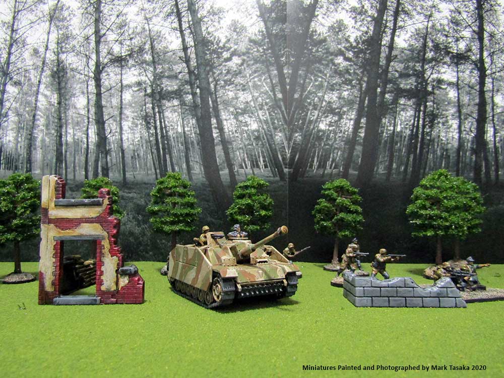 StuG III Assault Gun (Plastic Soldier Company), painted by Mark Tasaka 2020